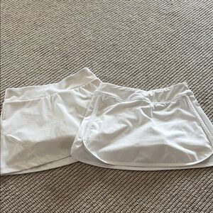 Fails Girls White Athletic / Tennis Skirts with Shorts, Size XS 5-6